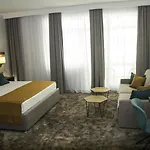 فندق بيست ويسترن بلص بريميوم إن 4*
