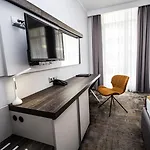 فندق بيست ويسترن بلص بريميوم إن 4*