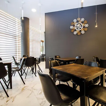 Premium Hotel 4*