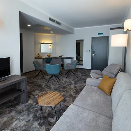 Western Premium Szálloda Napospart