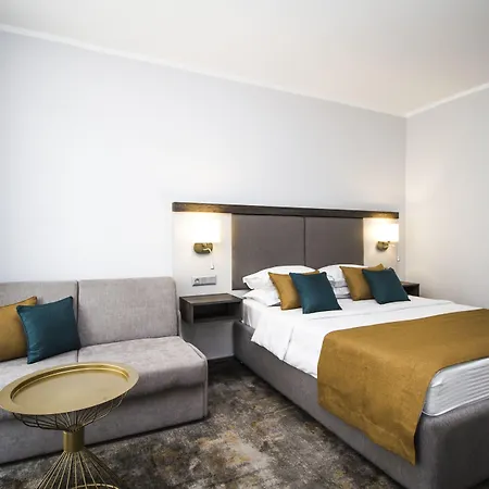 Western Premium 4* 써니비치