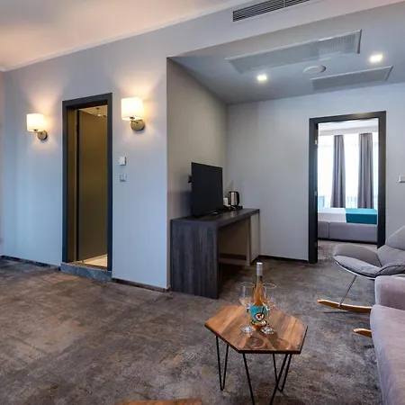 Szálloda Western Premium