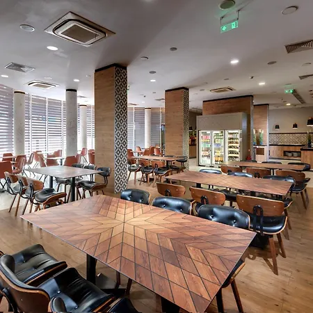 Western Premium Szálloda