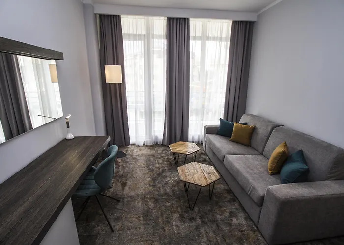 Western Premium Hotel 4*