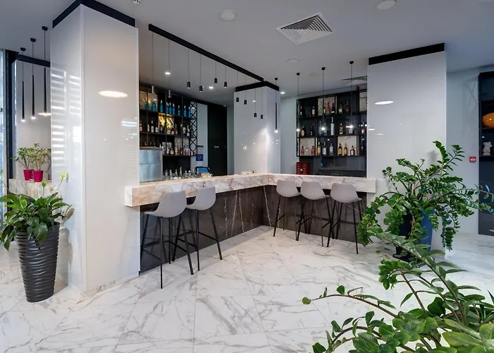 Western Premium מלון 4*